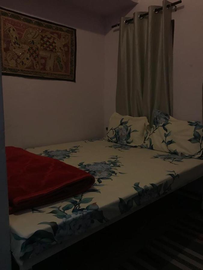 Sanjana'S Stay Udaipur Bagian luar foto